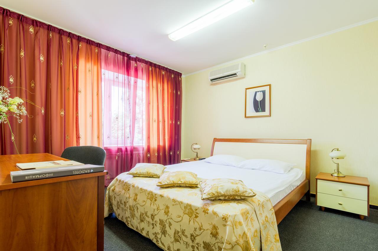 Raziotel Krivoy Rog Εξωτερικό φωτογραφία